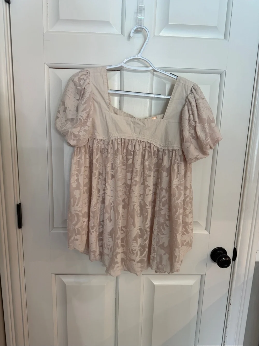 Free People Blush Floral Textured Babydoll Top Puff Sleeve Boho Romantic M 25605